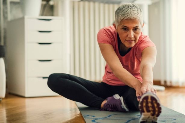 Best Exercises for Women Over 40 : Strategies Backed by Science